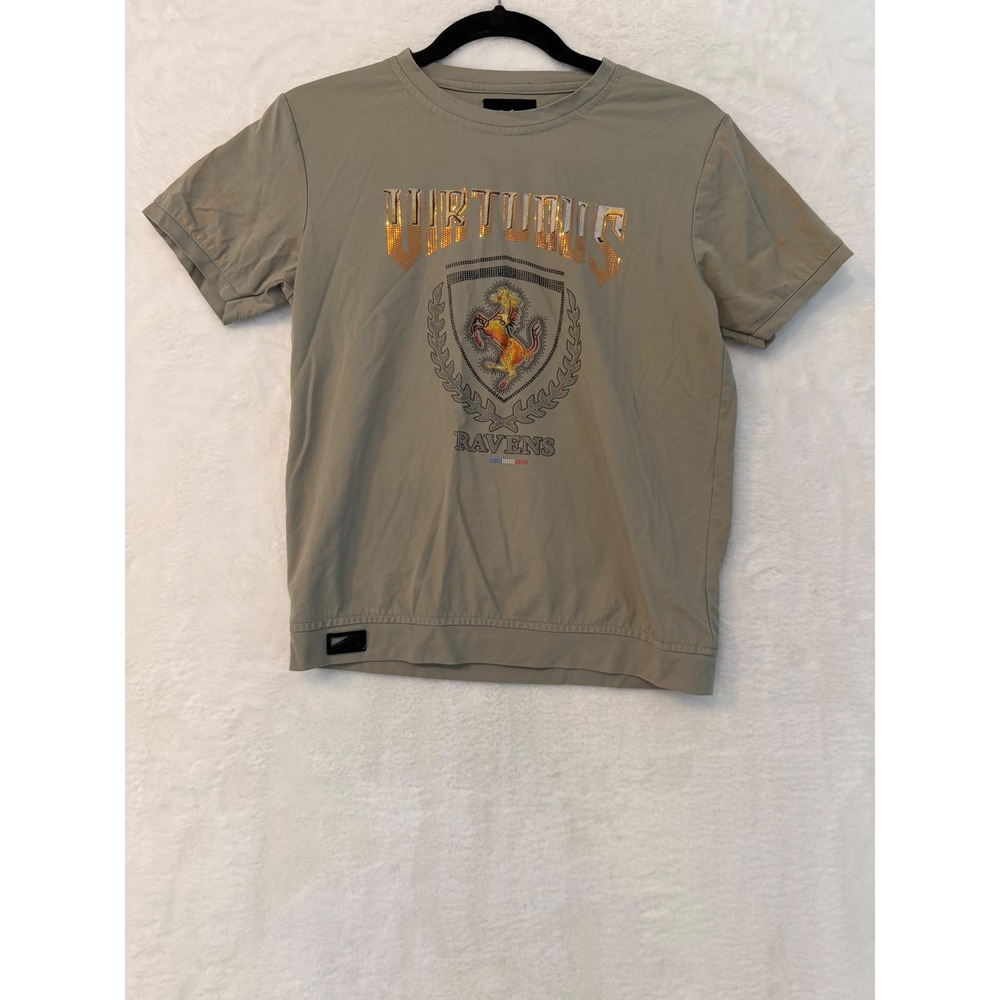 Spark Virtuous Ravens Graphic T-Shirt Mens 34 Horse Crest Short Sleeve